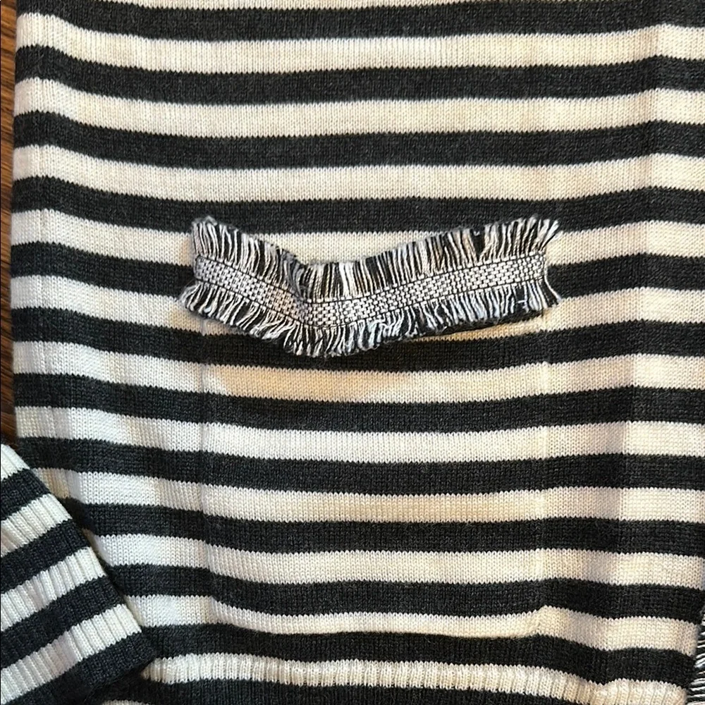 GUC J. Crew Black and White Striped Cardigan Sweater; S - Picture 4 of 6